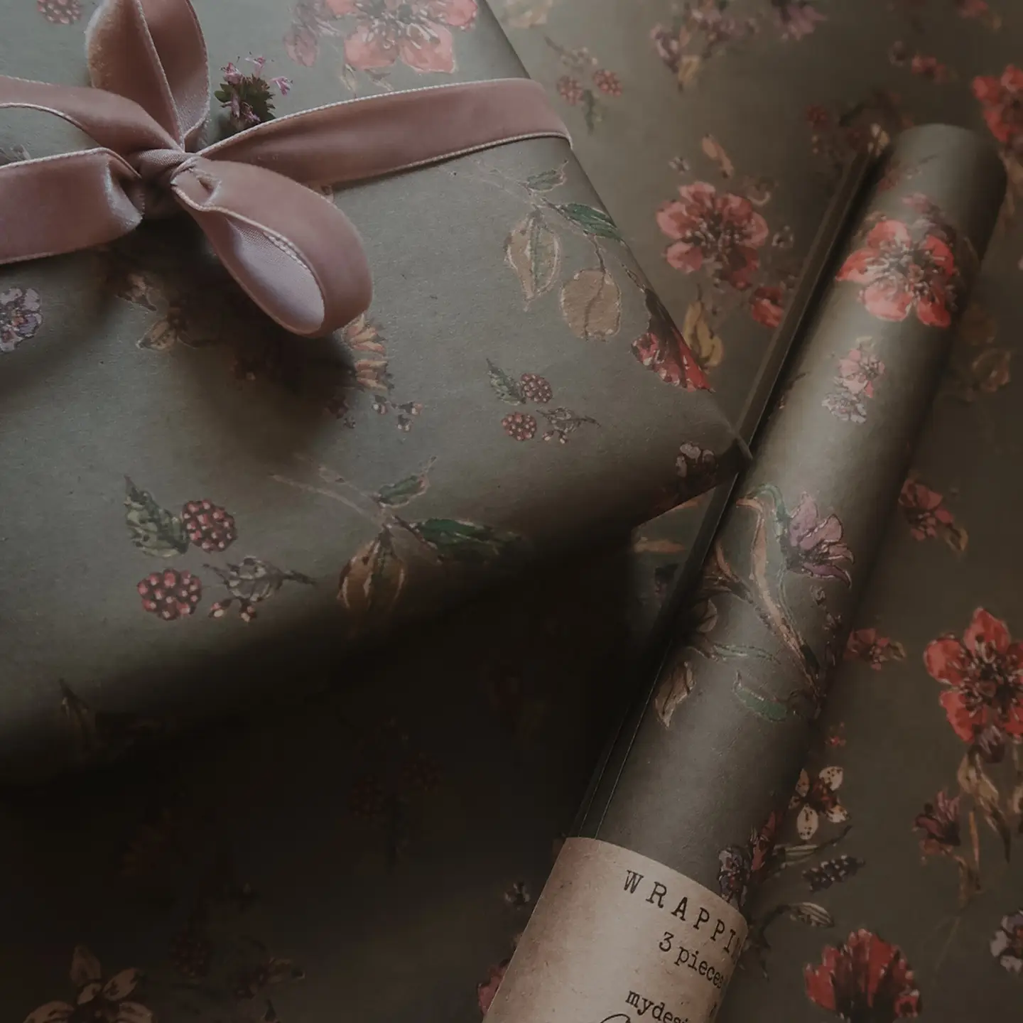 set 3 buc hartie ambalat gri floral set 3 buc hartie ambalat gri floral