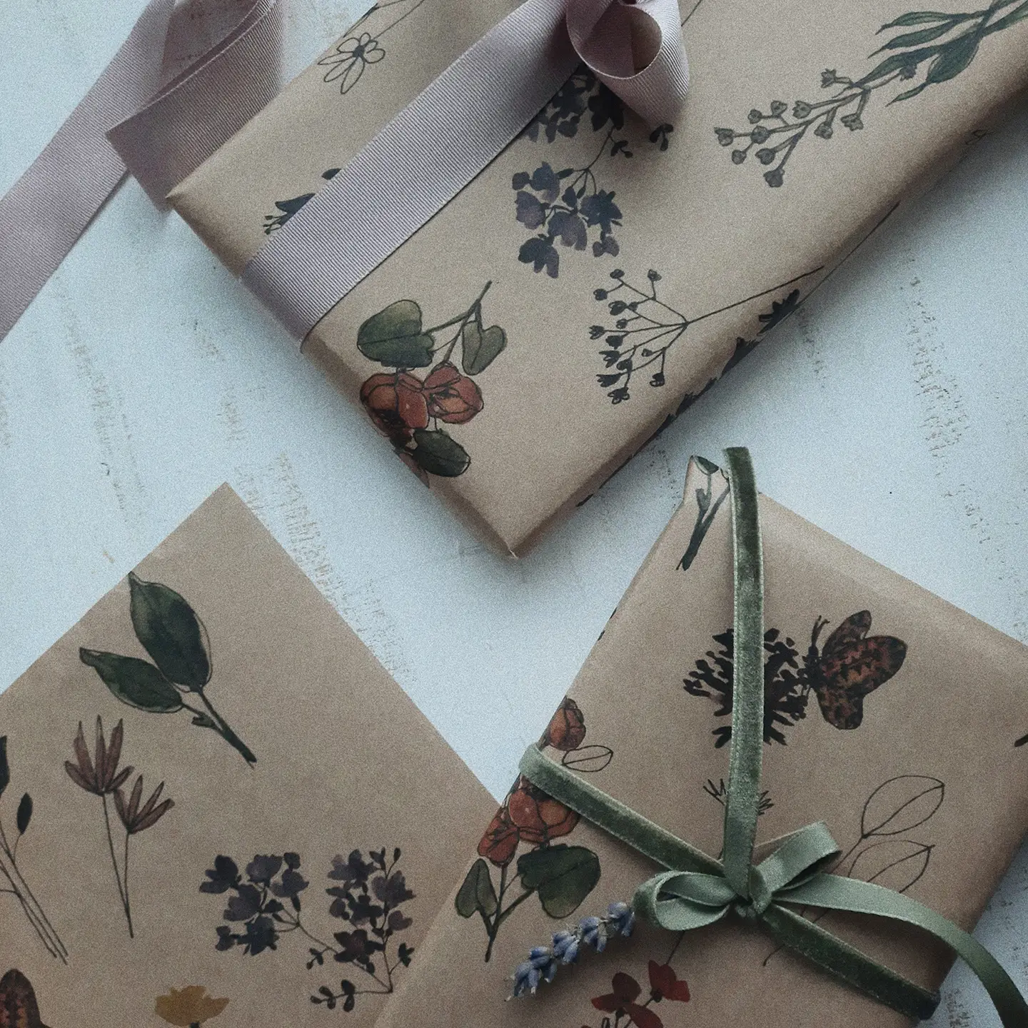 hartie ambalat kraft flori de camp meadow flowers hartie ambalat kraft flori de camp meadow flowers